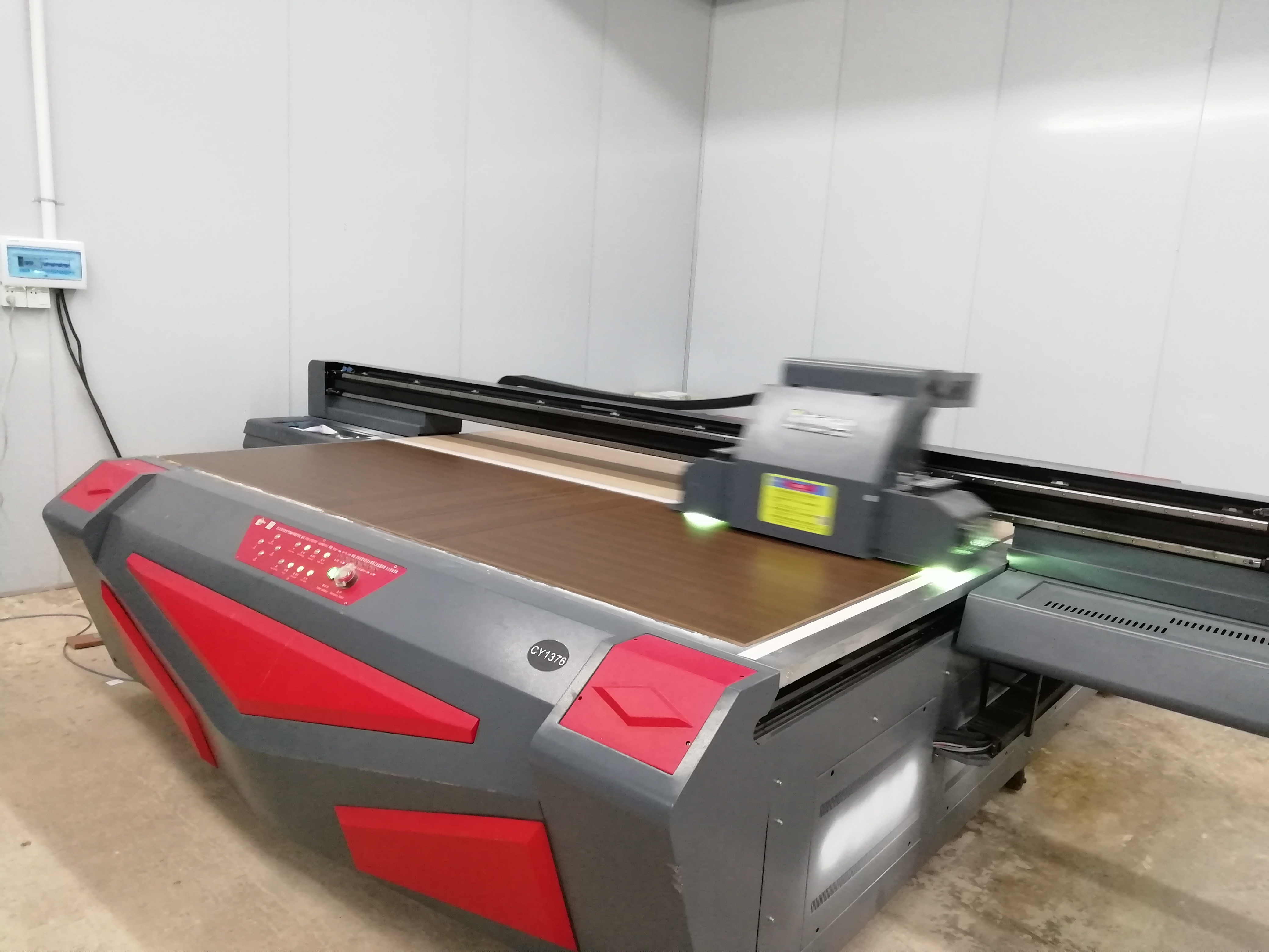 UV打印機與實在家具行業是什么樣的存在？