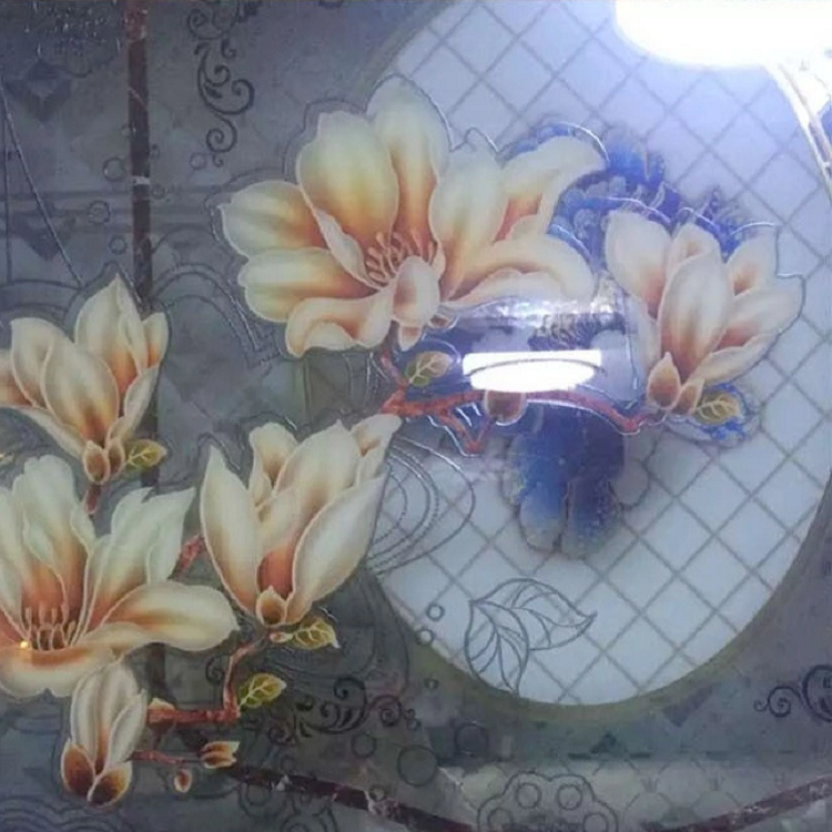 在玻璃制造行業中UV打印機有什么優勢嗎？